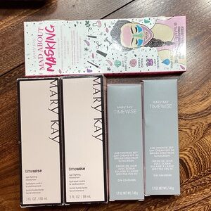 Mary Kay Makeup Set — Pink, Teal and Cream